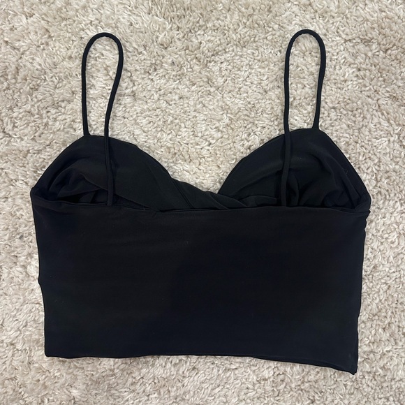 Olivaceous
Size Large
Black - Picture 2 of 2